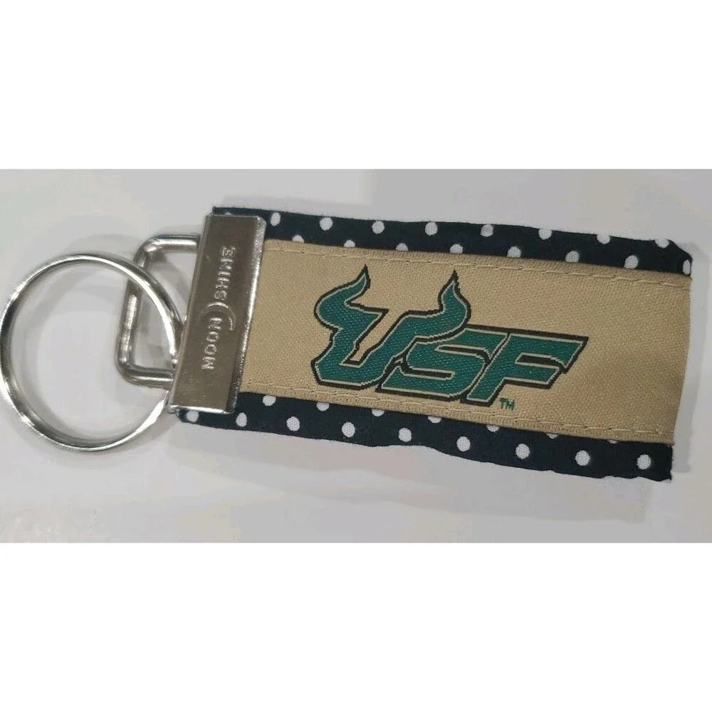 USF University Of Southern Florida Bulls Keychain Green Bull Logo NCAA